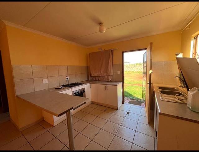 3 BEDROOM HOUSE FOR SALE IN DAWN PARK EXT